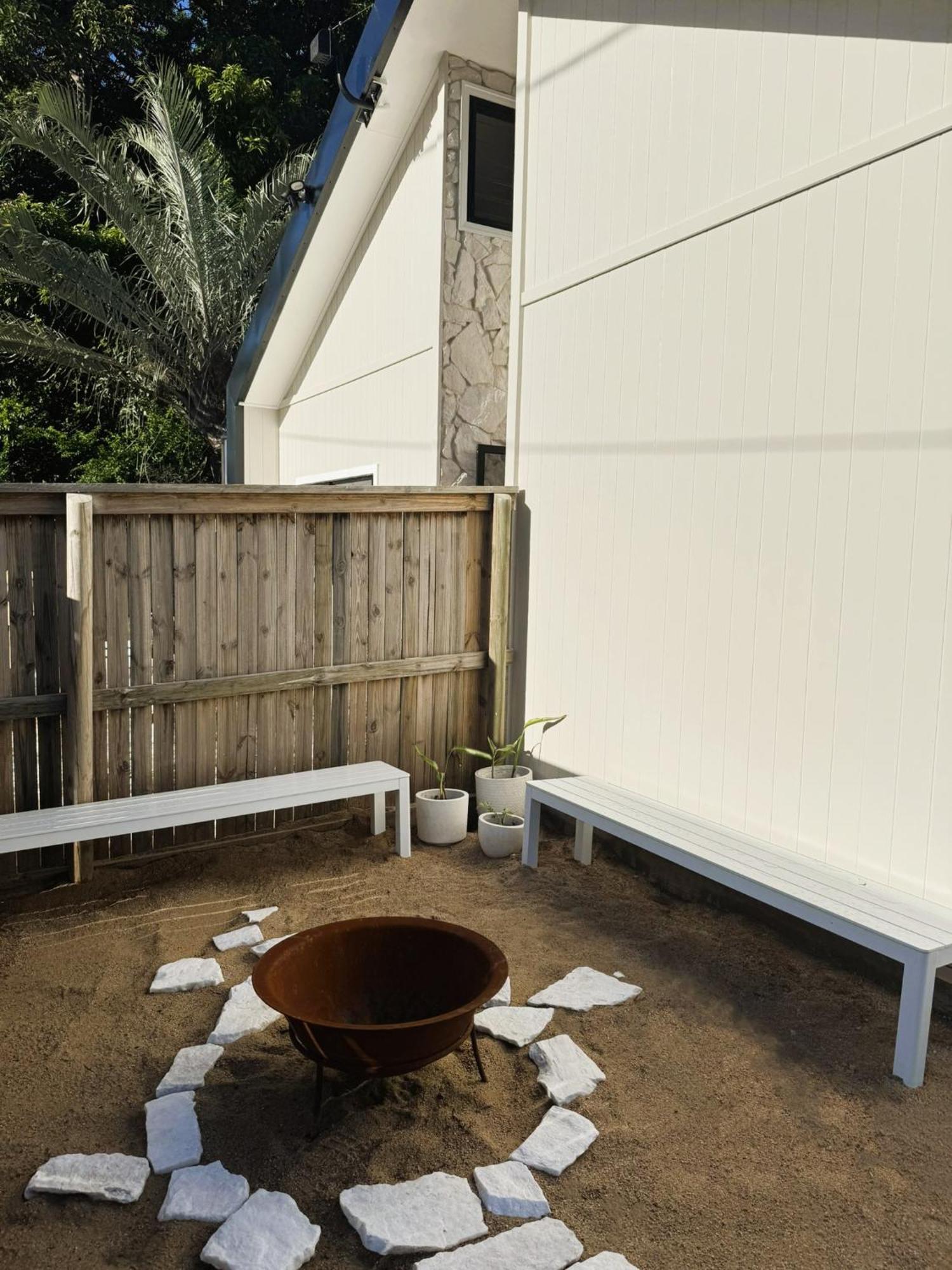 Salt Ayres Villa Horseshoe Bay Exterior photo